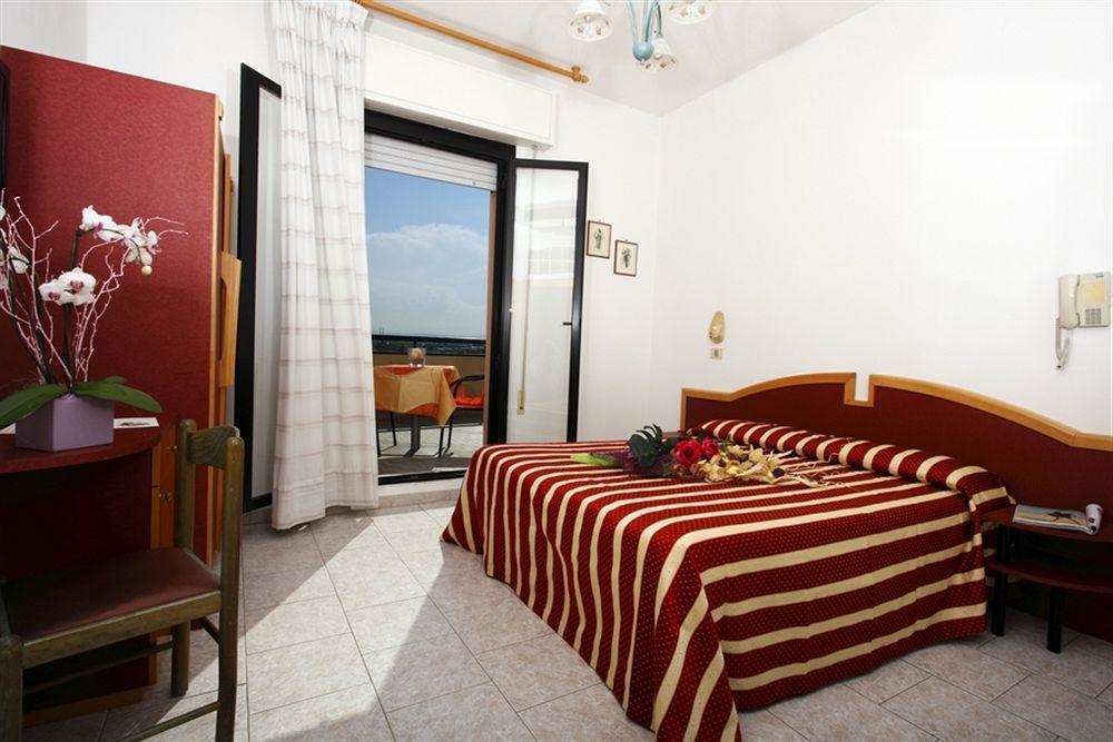 Hotel Baia Rímini